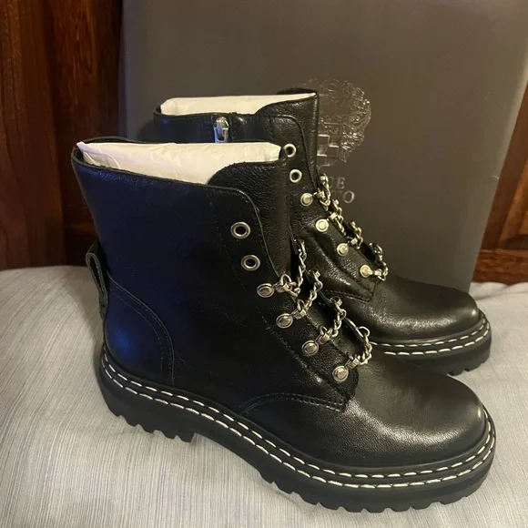 Vince Camuto Popinta Black Leather Zipper Ankle Boots, women's 6.5, new in box - Picture 3 of 11